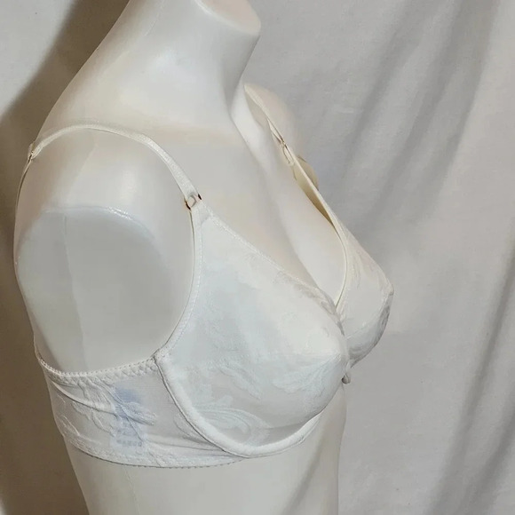 Olga 33184 Sheer Tapestry Lace Underwire Full Coverage Bra 36C White NWT - Picture 5 of 10